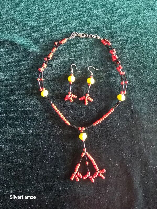 Red Yellow Black Glass Bead Necklace Set