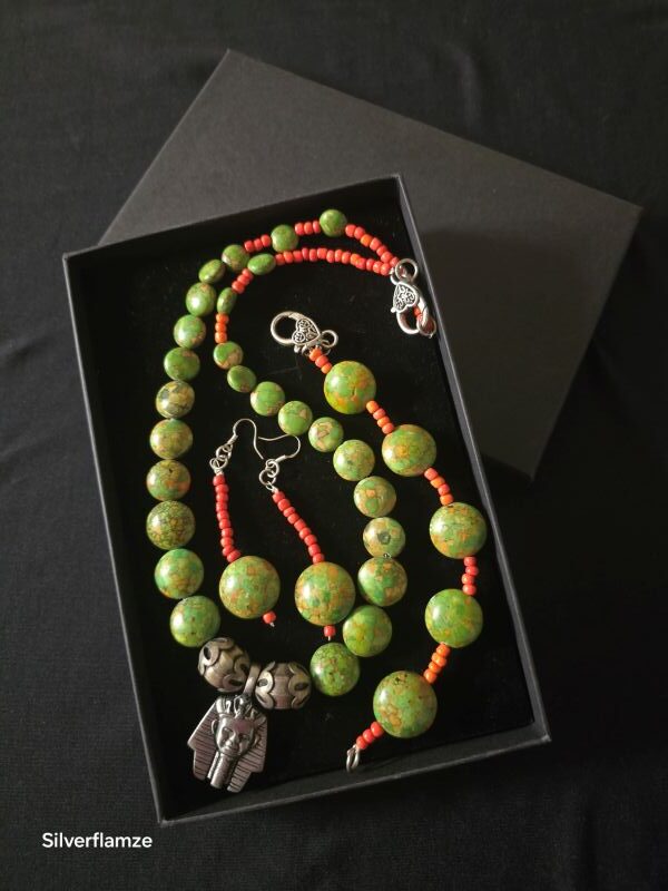 Sea Sediment Pewter Tutankhamun Necklace Set