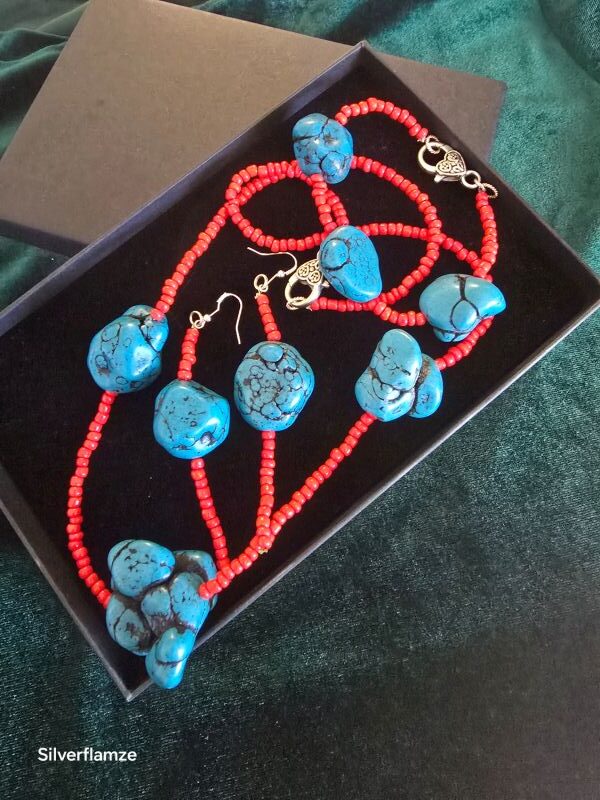 Turquoise Howlite Orange Bead Necklace