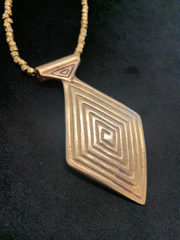 Diamond-Maze-antique-Brass-Handmade-Tenagon-Brass-Beaded-Necklace