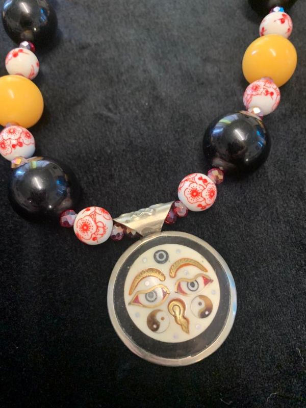 Yin Yang Yellow Black Bead Necklace Set