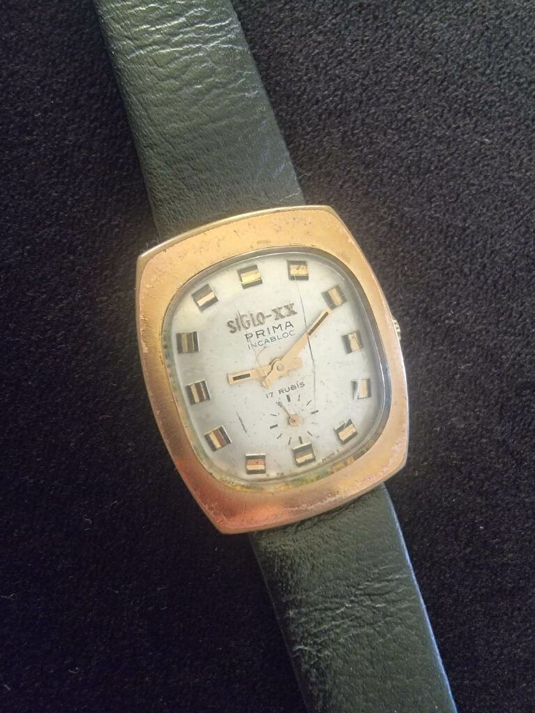 Siglo Prima Gold Plated 17 Jewels Antique Wrist Watch