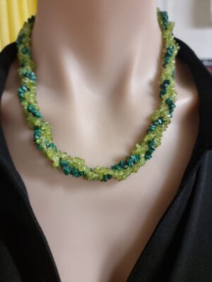 Peridot and Malachite Chip Beaded Necklace and Bracelet