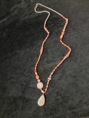 Peach Agate and Red Crystal Glass Bead Necklace