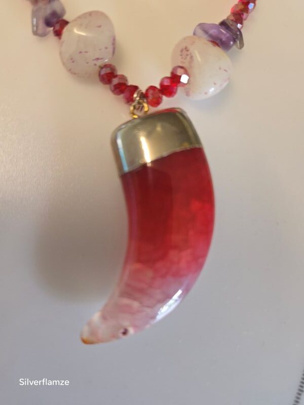 Red Quartz Tooth & Pearl Beaded Necklace Set