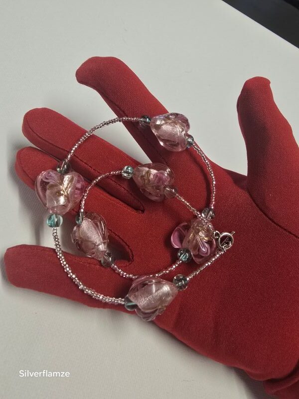 Pink Glass Heart Bead Bracelet - Image 2