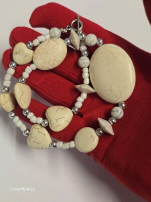 White Howlite Stone Bead Bracelet